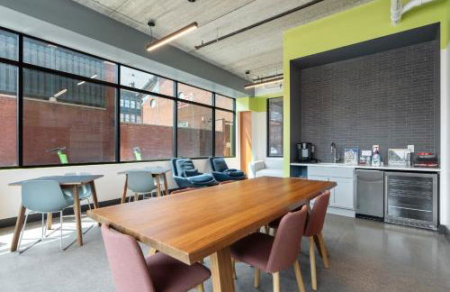 CozySuites Mass with parking lounge & roof deck #40 - Foto 18