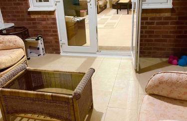 Luxurious Executive 5 Bedroom Whole Home - For 10 - Foto 28