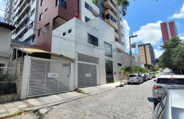 Apartamento para o São João - 3 quartos e 3 banheiros com excelente localização - Foto 12