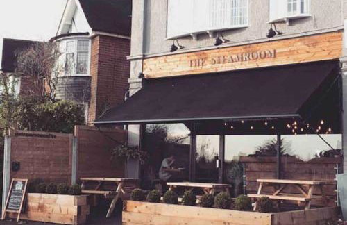 3 Bedroom apartment in Harborne - Photo 35