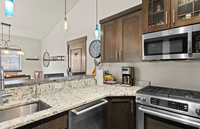 Bear Hollow Village by All Seasons Resort Lodging - Foto 58