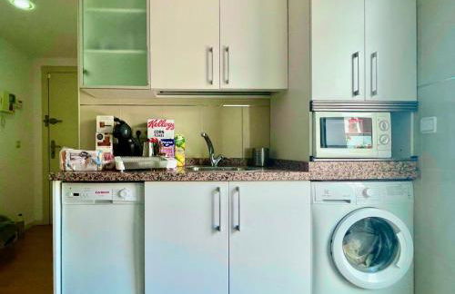 Maravilloso apartamento céntrico de 70m2, jardín propio 40m2 con piscina para niños y parking opcional - Foto 16