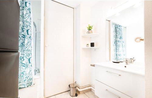 L'Alto Hometimal - City Center - Parking - Metro - Foto 13