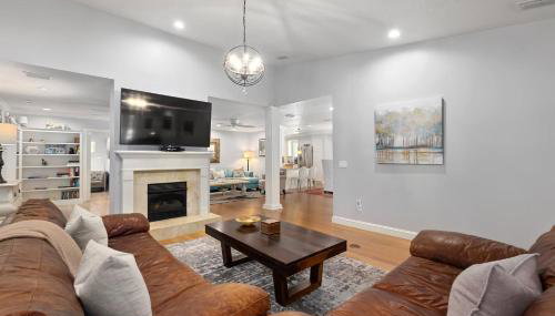 Fountain of Youth House - Scenic Downtown Retreat - Foto 1