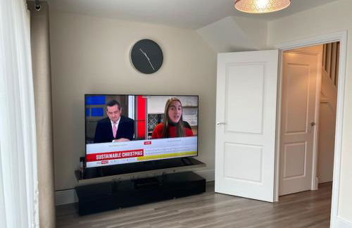 MODERN 4 BEDROOM HOUSE WITH GARDEN & PARKING - Foto 22