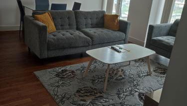 Modern 2 bedroom Apt with easy access to Central London, O2, Excel centre and Parking - Foto 1