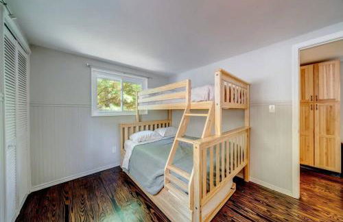 Fire Pit Arcade Games Deck Grill & Pool Access - Foto 17