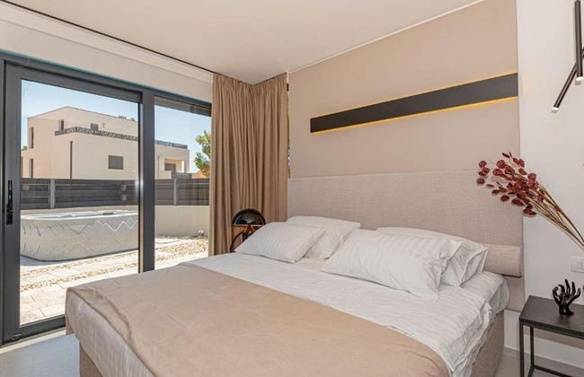 Luxury Contemporary Villa in Vodice With Pool, Sauna and Hot Tub - Foto 7