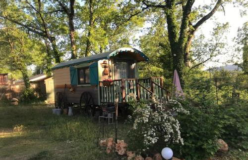 "la brindille" Roulotte Tzigane de charme Hébergement Insolite - Foto 1