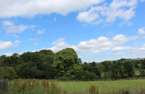 Bumblebee Cottage nestled in stunning countryside. - Foto 21
