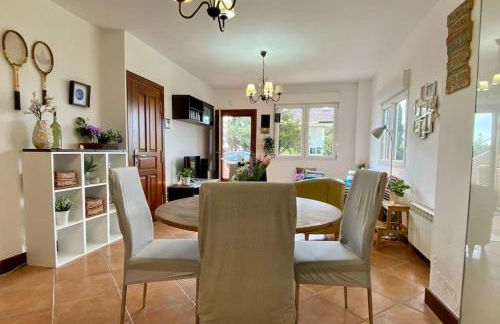 La Casuca del Postillo (Bajo con jardín y piscina) - Foto 1