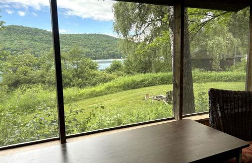 Three-Bedroom Mountain Cabin Getaway near Hanover, New Hampshire - Foto 9