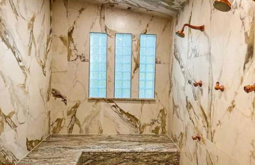 Luxury Mansion w Sauna Shower and Hot Tub - Foto 18