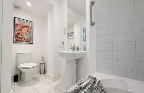 Elegant Apartment in Hamilton Square Free Parking - Foto 25