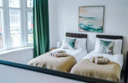 2 Bed apartment, sleeps up to 5 - Foto 2