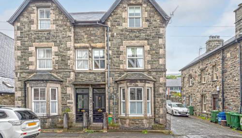 Character Townhouse in Town Centre & Superb Views - Foto 4