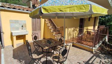 Casa Vacanze Geppy e Minù Gole Alcantara - Foto 1