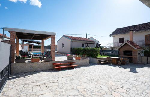 Holiday Home Luka Pridraga - Foto 9