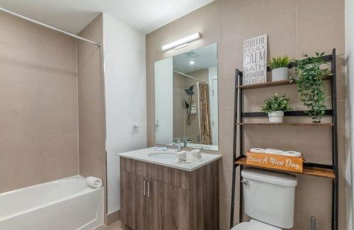 Blue Breakaway with Free Parking and Sleeps 9, Book 7 days, Get 20 Percent OFF - Foto 26