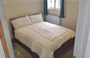 Modern 5 bedroom house with parking, London - Foto 18