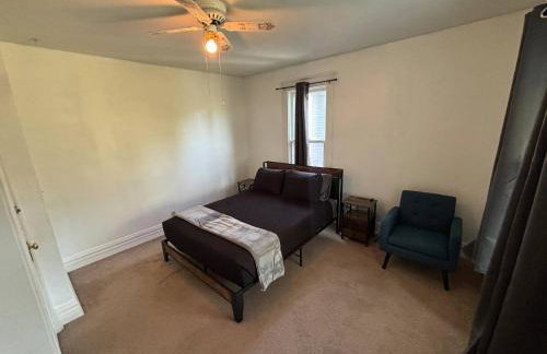 2nd Floor suite, close to ISU, Mill, & downtown - Foto 38