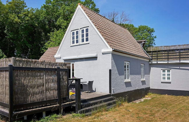 8 Person Holiday Home in Ronne - Photo 19