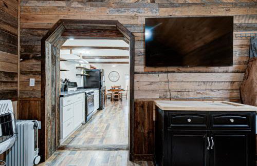 Newly Listed-Private 25-Acre Escape Near Red River Gorge - Foto 40