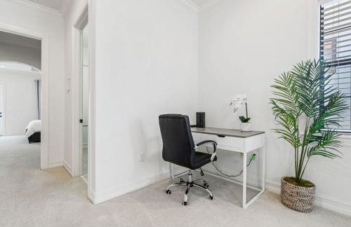 New Epic Escape Theater Pool & Golf Views - Foto 31