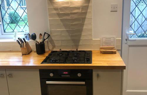 Ramblers, Burley, New Forest - Photo 20