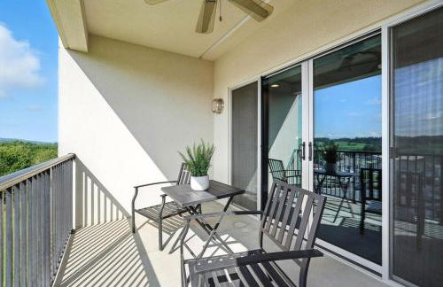 New 2 Bed 2 Bath Condo with Pool at BMS - Foto 25