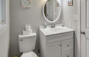 4 Beds, Near UNC, Packnplay, walk to Golf, Kids Essentials - Foto 16