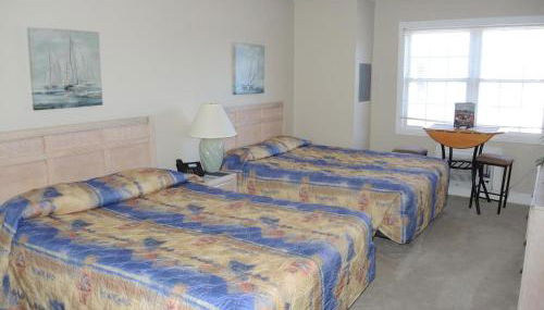 Brunswick Plantation Studio Home 407L with Onsite Golf Course and Pools studio - Foto 3