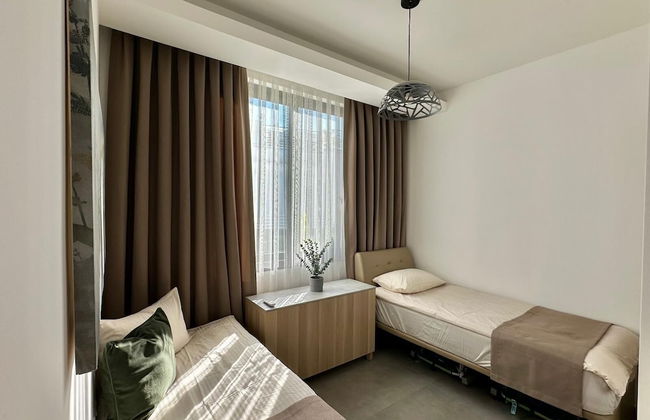 Charming 2 Bedroom Garden Suite Getaway - Photo 8