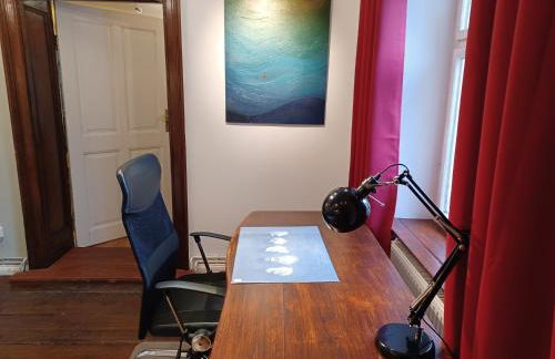 Kleine Galerie Apartment für 3 mit Küche Kamin Netflix Parken und Hofladen - Foto 14