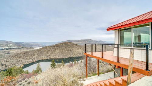 Cozy Grand Coulee Home with Deck and Views! - Foto 1