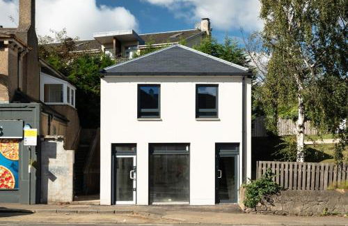 Stunning upper villa stay in the City! - Foto 13