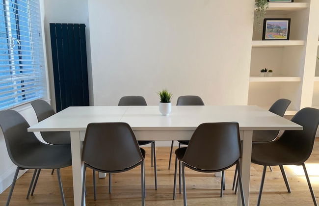 Warwick House - Photo 31