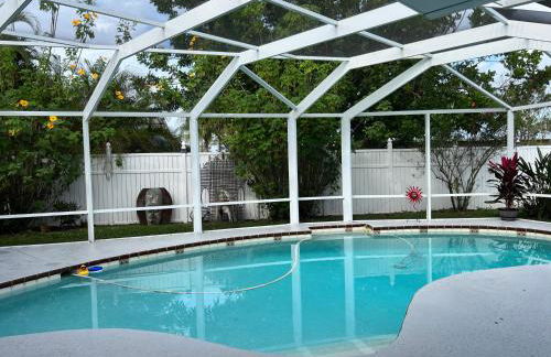 House with Heated Pool near to Florida Beaches - Foto 7