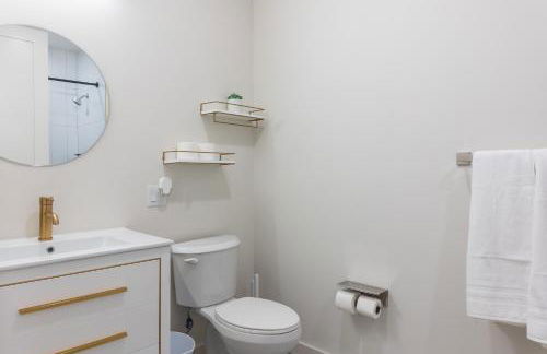 Luxury Lookout with NYC view, 2BR plus Free Parking, Sleeps 8, 20 Percent Off - Foto 31