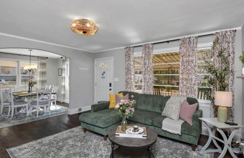 The Duke - Pet Friendly - Photo 7