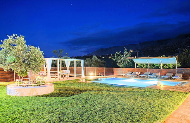 Cretan Sunrise Villa with Heated Pool - Foto 28