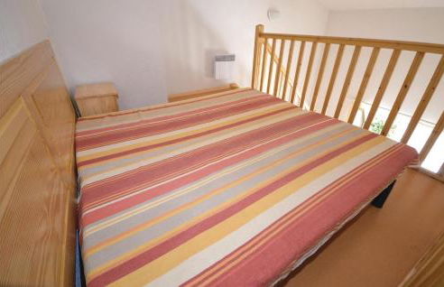 Cozy Home In Calvisson With Kitchen - Photo 29