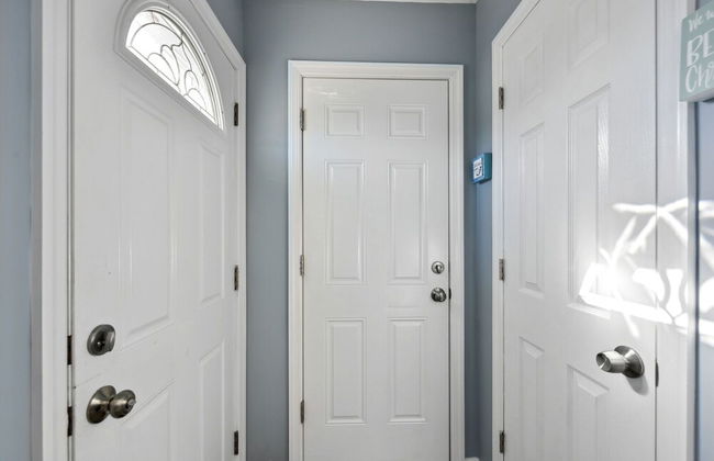 Waterfront Beach House - Photo 7