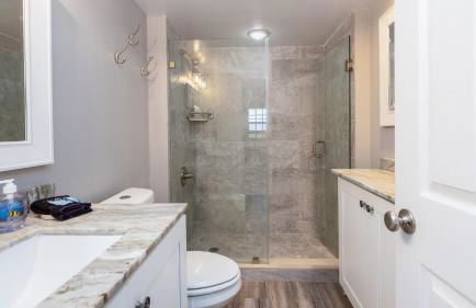 Sea View and Sunrise Top Floor Ocean Pointe 2412 - Foto 18