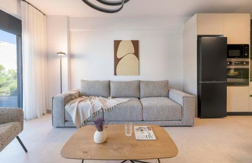 Elliniko Riviera - Family Apt Near Metro by MPS - Foto 25