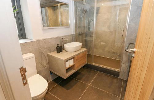 4 Castle Terrace - Photo 16