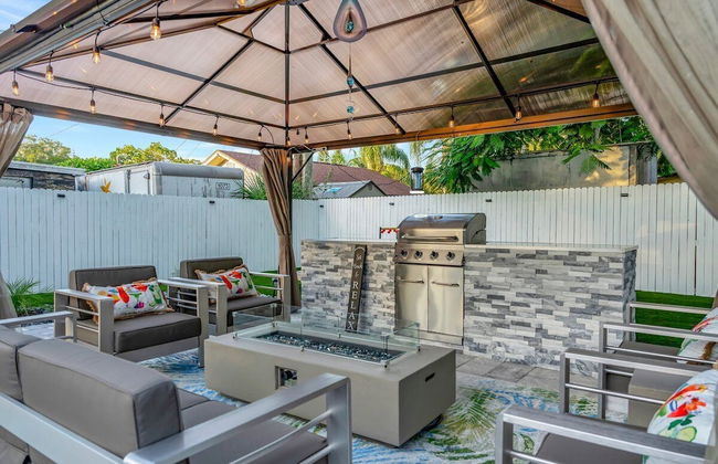 St. Pete Family Bungalow & Private Oasis - Foto 24