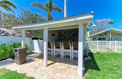 Crooked Coconut: Resort Pool & Spa, Dock - Foto 14