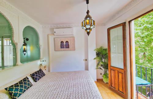 The Nasrid Palace from your bed ! - Photo 9