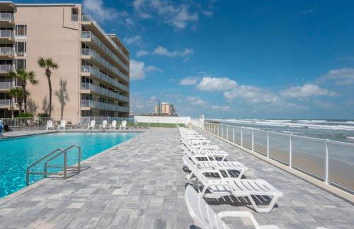 Ocean View Studio Condo w Balcony Pool and Free Parking - Foto 26